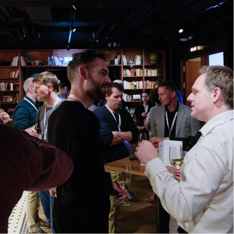 MapTiler image event-scene-1.webp